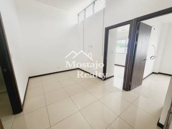 Venta de casa nueva, Condominio Piamonte, Brasil de Mora