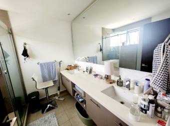 Venta de Casa esquinera, Condominio Parques del Sol, Santa Ana Venta de Casa esquinera, Condominio Parques del Sol, Santa Ana