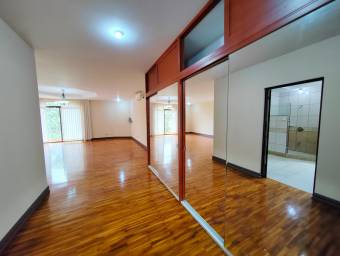 Se vende quinta de lujo con lote de más de 5300m2 en Atenas Alajuela 24-963