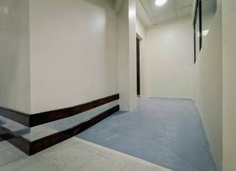 Se vende edificio en Carmen San José 25-504