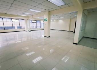 Se vende edificio en Carmen San José 25-504
