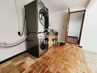 Venta de casa, espectacular vista, un nivel, San Antonio de Escazú, Costa Rica