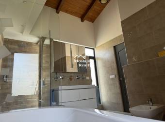 Venta de Casa Moderna e Inteligente, Hacienda Los Reyes, La Guácima, Alajuela