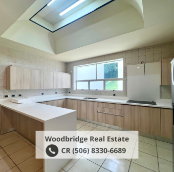 San Rafael Escazú casa de lujo alquiler $5.000 / 4 dormitorios, jardines San Rafael Escazú casa de lujo alquiler $5.000 / 4 dormitorios, jardines