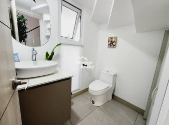 Venta de casa moderna en condominio Source Living, Guachipelin de Escazú Venta de casa moderna en condominio Source Living, Guachipelin de Escazú