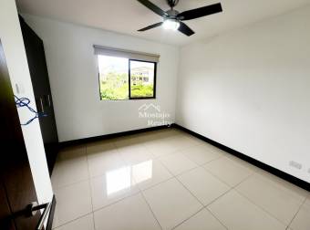 Venta de casa, Condominio Parques del Sol, Santa Ana