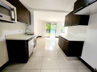 Venta de casa, Condominio Parques del Sol, Santa Ana