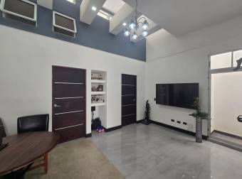 VENTA DE CASA EN CONDOMINIO HACIENDA EL COYOL, ALAJUELA