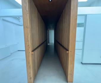 Local comercial a la venta ubicado en Guachipelín, San Rafael de Escazú. Bien adjudicado bancario, $ 212,204, 2, San José, Escazú