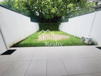 Venta de Casa moderna, Condominio Lindora 43, Santa Ana Venta de Casa moderna, Condominio Lindora 43, Santa Ana