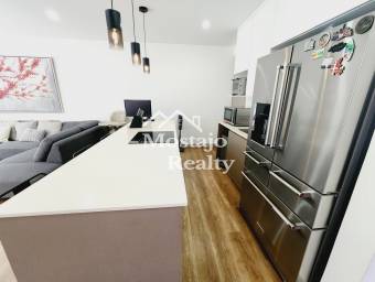 Venta de Casa moderna en Condominio, Lindora 43, Santa Ana