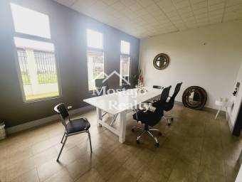 Venta de casa, uso comercial o residencial, Santo Domingo, Heredia Venta de casa, uso comercial o residencial, Santo Domingo, Heredia