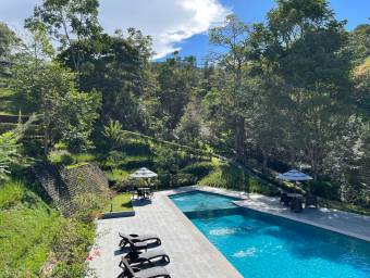 Se alquila apartamento totalmente amueblado en San Antonio Escazú 26-1120 