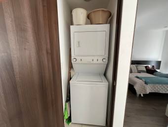 Se alquila apartamento totalmente amueblado en San Antonio Escazú 26-1120 