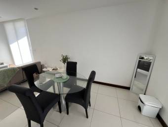 Se alquila apartamento totalmente amueblado en San Antonio Escazú 26-1120 