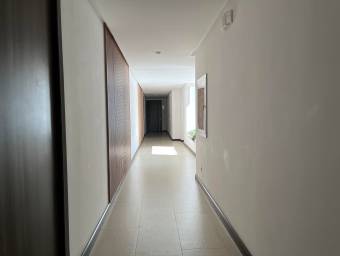 Se alquila apartamento totalmente amueblado en San Antonio Escazú 26-1120 