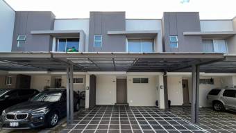 Se alquila espaciosa casa en Ulloa Heredia 26-1159