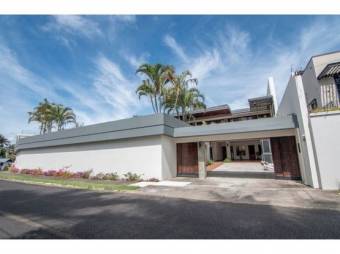 LUXURY HOUSE FOR SALE WITH TWO APARTMENTS AND POOL, HEREDIA, CARIARI RESIDENTIAL PARK - 9722829 LUXURY HOUSE FOR SALE WITH TWO APARTMENTS AND POOL, HEREDIA, CARIARI RESIDENTIAL PARK - 9722829