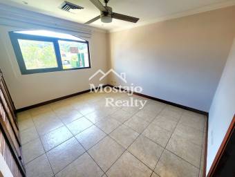 Venta de casa, Condominio Via Nova, Pozos Santa Ana Venta de casa, Condominio Via Nova, Pozos Santa Ana