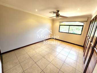 Venta de casa, Condominio Via Nova, Pozos Santa Ana Venta de casa, Condominio Via Nova, Pozos Santa Ana