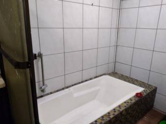 MLS-26-1242 LS VENTA CASA OREAMUNO CARTAGO