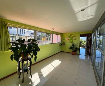 3-bedroom house for sale in La Guacima, Veredas del Arroyo gated community. 3-bedroom house for sale in La Guacima, Veredas del Arroyo gated community.