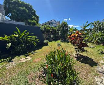 3-bedroom house for sale in La Guacima, Veredas del Arroyo gated community. 3-bedroom house for sale in La Guacima, Veredas del Arroyo gated community.