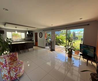 3-bedroom house for sale in La Guacima, Veredas del Arroyo gated community. 3-bedroom house for sale in La Guacima, Veredas del Arroyo gated community.