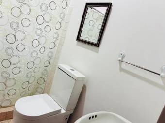 MLS-26-1248 LS VENTA CASA BARVA HEREDIA