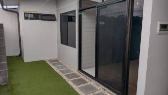 Se vende casa en La Trinidad Moravia 26-352