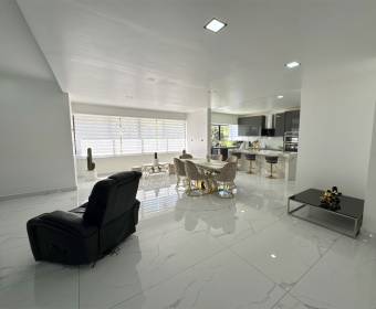 Casa de 1 planta a la venta en Ciudad Hacienda Los Reyes, La Guacima. Casa de 1 planta a la venta en Ciudad Hacienda Los Reyes, La Guacima.