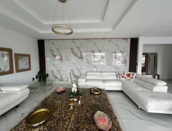 Se vende casa con bodega en San Antonio Escazú 26-1054 Se vende casa con bodega en San Antonio Escazú 26-1054