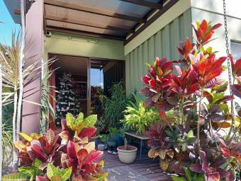 Se vende casa con patio en Santa Ana 25-1966 Se vende casa con patio en Santa Ana 25-1966