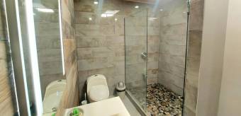 Se vende casa con patio en Santa Ana 25-1966 Se vende casa con patio en Santa Ana 25-1966