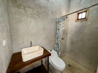 HOUSE  4 STUDIO APARTMENTS FOR SALE