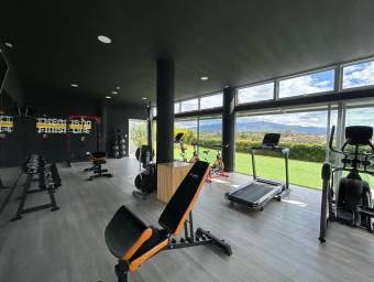 Se alquila casa amueblada en San Antonio Alajuela 26-1280