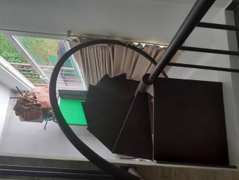 Se vende apartamento con mucha luz natural en San Pablo Heredia 24-1768