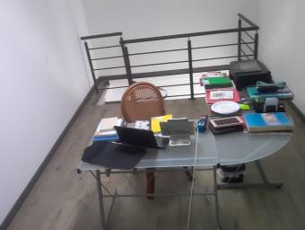 Se vende apartamento con mucha luz natural en San Pablo Heredia 24-1768