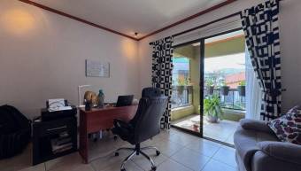 ¡Gran Oportunidad! Venta de Casa Esquinera en Condominio 