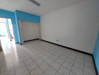 Se vende casa con uso de suelo mixto en Guadalupe San José 26-580
