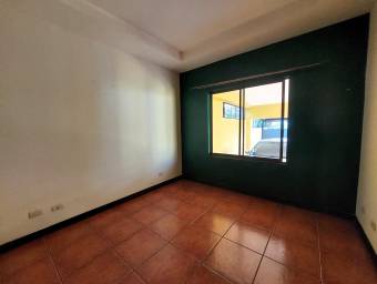 Se vende casa con uso de suelo mixto en Escazú Centro 26-1807