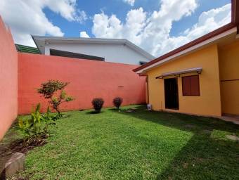 Se vende casa con uso de suelo mixto en Escazú Centro 26-1807