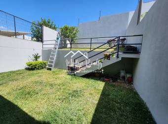 Casa en Venta en Condominio Río Palma, Escazú