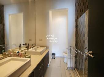 Venta de apartamento, Condominio Novaloft, Santa Ana Centro