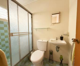 House for sale in Tibás, Cinco Esquinas.