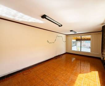 House for sale in Tibás, Cinco Esquinas.