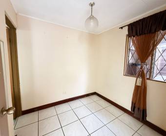 House for sale in Tibás, Cinco Esquinas.