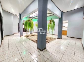 Venta de Casa, Inversion o Vivienda, Santa Ana Centro