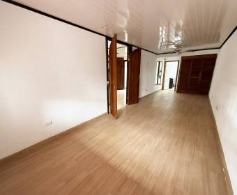 Single-story house for sale in Vásquez de Coronado