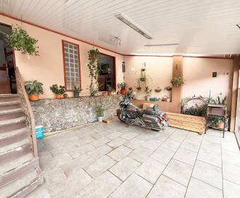 House for sale in Alto de Guadalupe, Goicoechea.